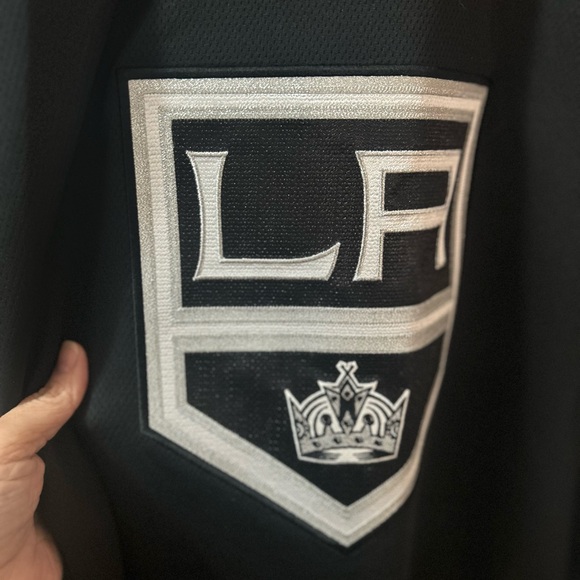 Fanatics Black and Silver NHL Breakaway Jersey Medium NWT - Picture 7 of 7